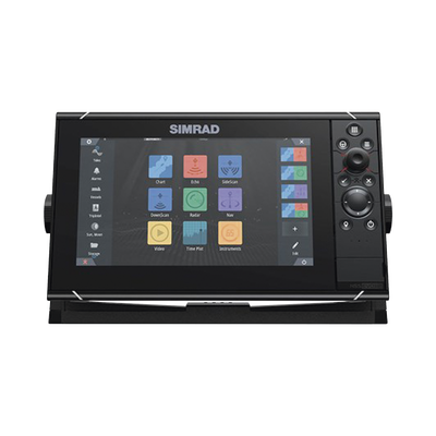 Pantalla de navegación NSS9 Evo3S, integra una ecosonda de 1 kW de potencia, receptor GPS de máxima sensibilidad, y conectividad inalámbrica.