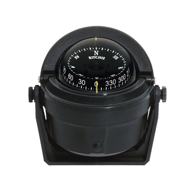 Brújula serie Voyager en color negro, cuenta con iluminación exclusiva NiteVu en color verde.